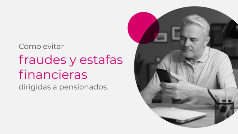 Pensionado colombiano atendiendo una llamada sospechosa mientras protege su información con Avista