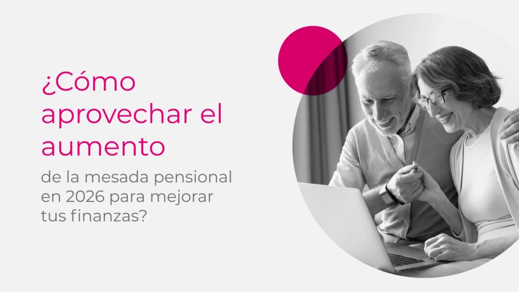 Pensionado colombiano revisando su mesada pensional y organizando sus finanzas para 2026